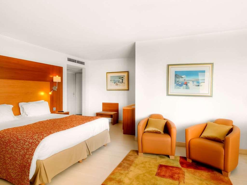 Mercure Saint Raphael Centre Plage Quarto foto