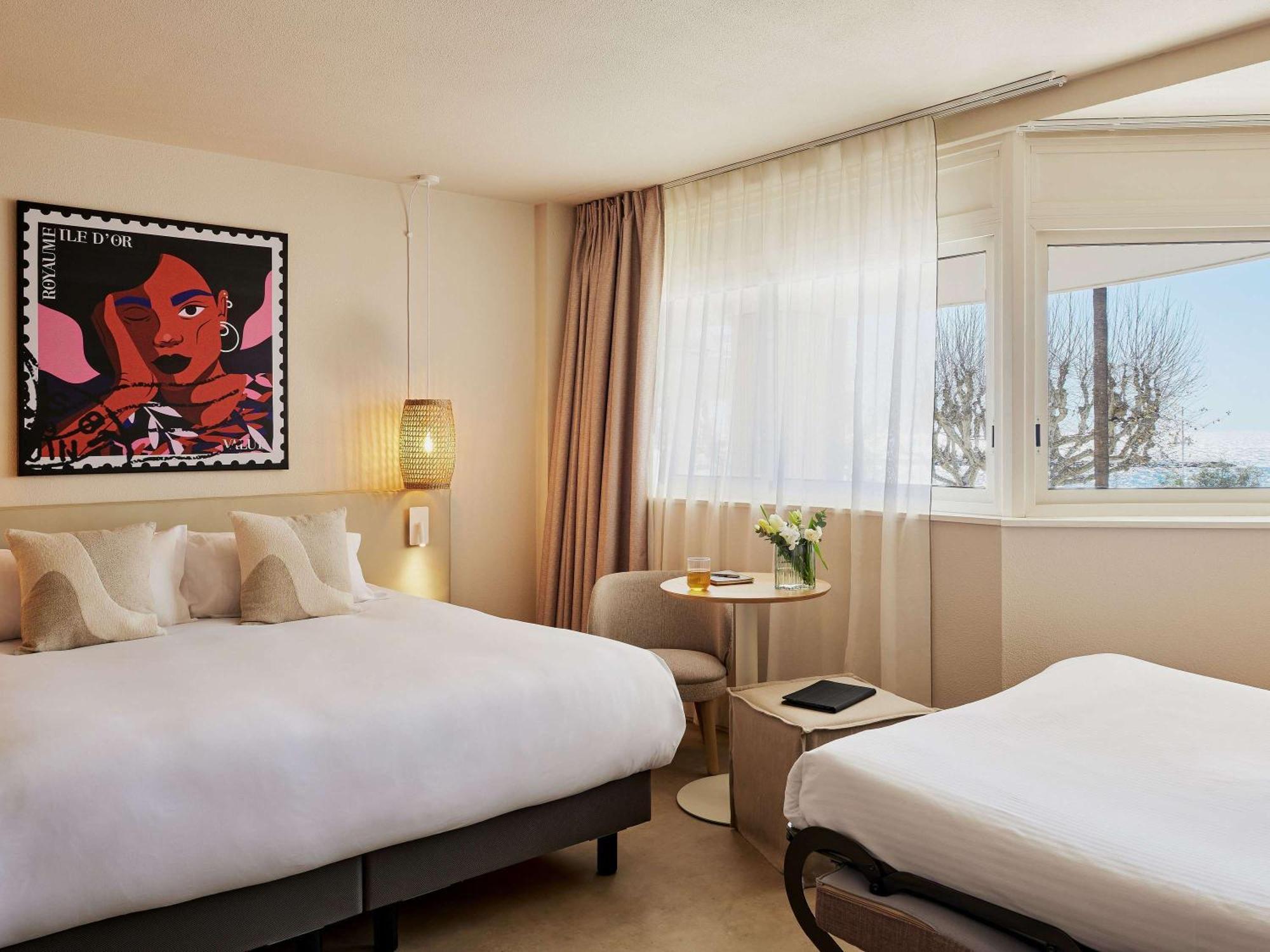 Mercure Saint Raphael Centre Plage Exterior foto