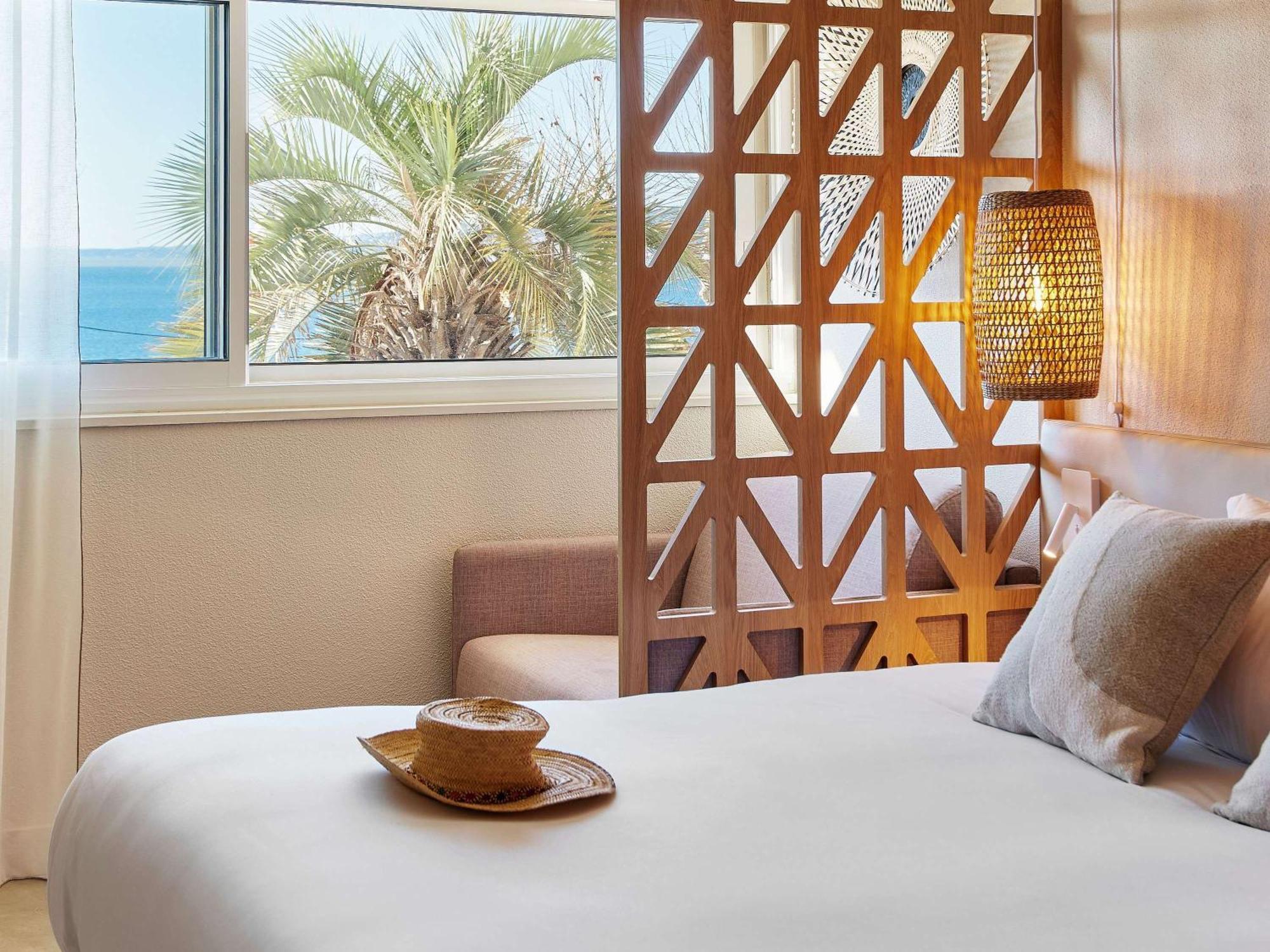 Mercure Saint Raphael Centre Plage Exterior foto
