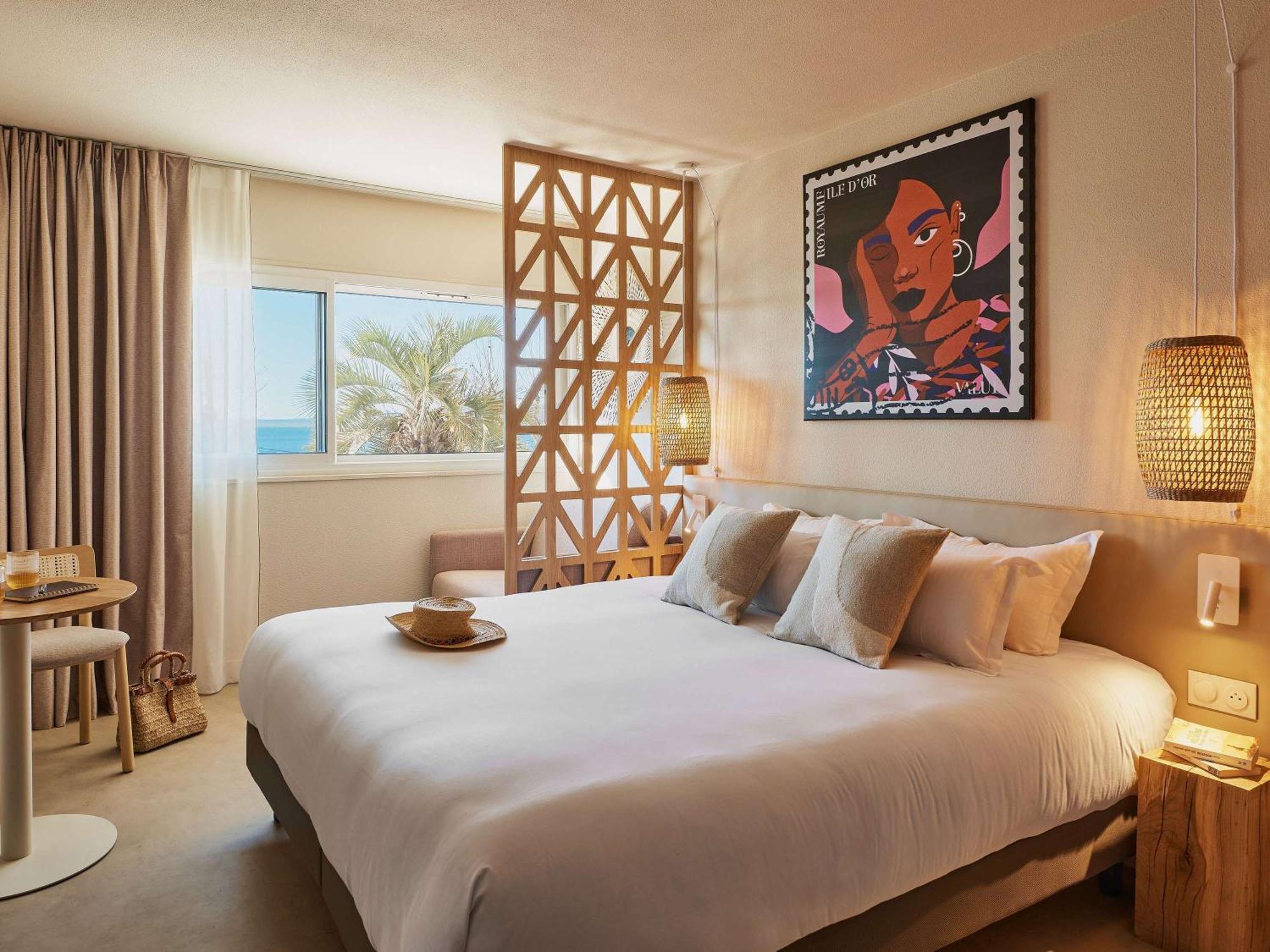 Mercure Saint Raphael Centre Plage Exterior foto