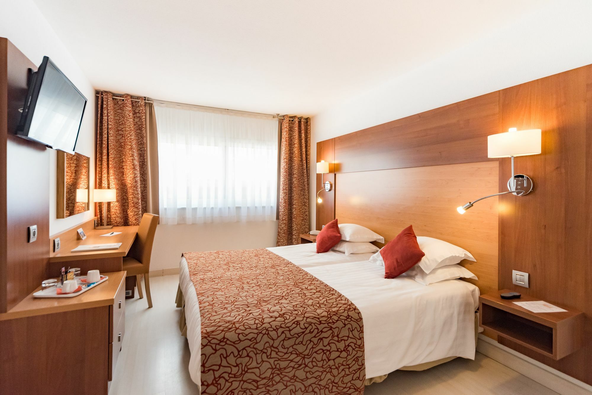 Mercure Saint Raphael Centre Plage Exterior foto